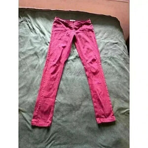 rue 21 jeans Dark red/maroon jeans Size 5/6 Skinny leg With some stretch Holiday